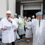 29.05.2019: Bahnfahrt zeigt ländliche Vielfalt in der Region. An vier Stationen in Weinstadt, Winterbach/Schorndorf, Schwäbisch Gmünd und Böbingen erhielten die Teilnehmer aus Politik, Wirtschaft, Kultur, Vereinen und Verbänden spannende Eindrücke zur ländlichen Vielfalt im Remstal.